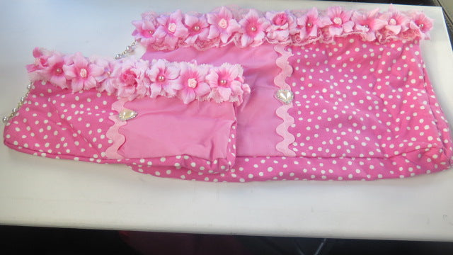 a set of zipper pouch bags