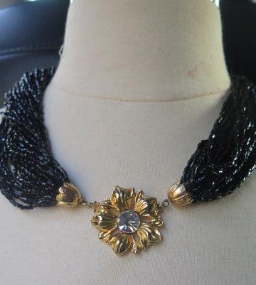 Black gld seed beads necklace