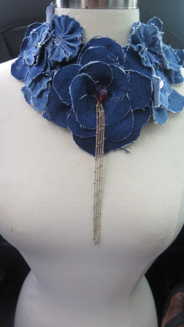denim Chocker flower necklace