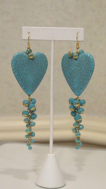 Heart-shae statement earring