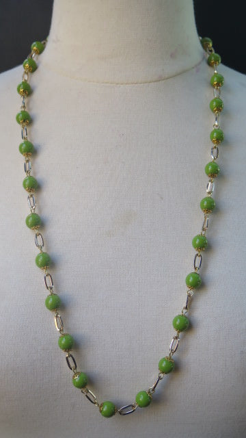 Lemon Green Jewelry Set/ Green Necklace and Earring Set/ Green Jewelry Set/ Lemon Green Necklace and Matching Earring Set,
