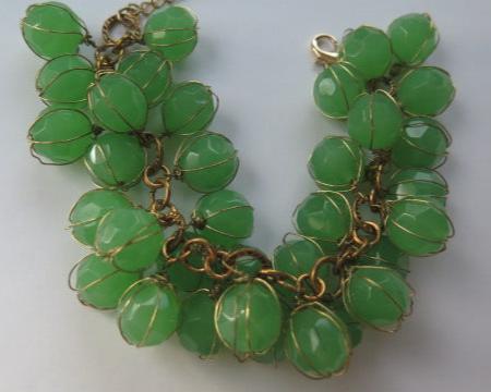 Green Grape Inspired Bracelet/ Green Grape Bracelet/ Green Cluster Bracelet