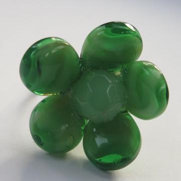 Green Flower Ring/ Green Ring/ Flower Ring
