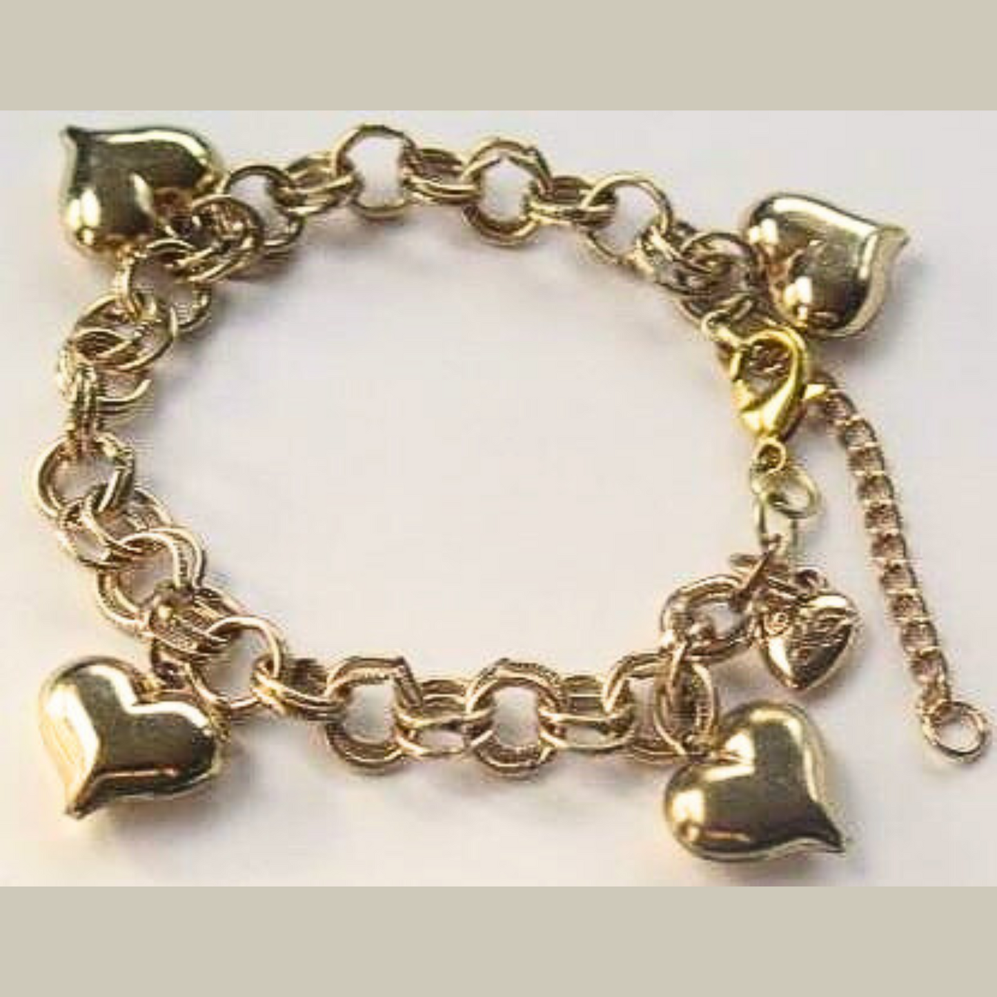 Gold Heart-Shape Bracelet/ Heart- Shape Gold Bracelet/ Gold Bracelet