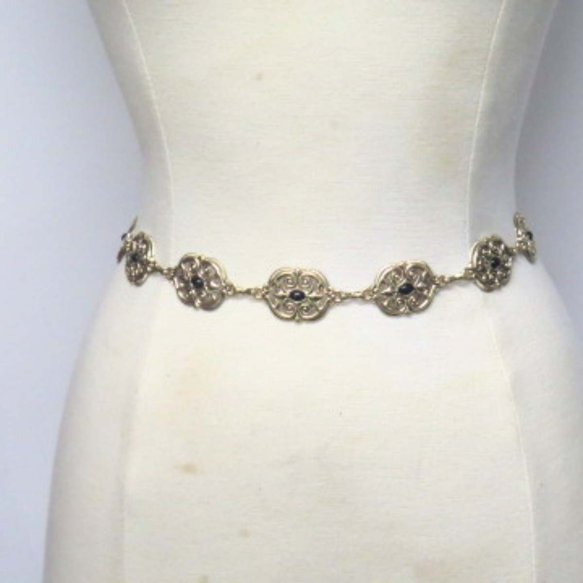 Gold Tone Filigree Medallion Chain Belt Black Stone Adjustable Waist Belt