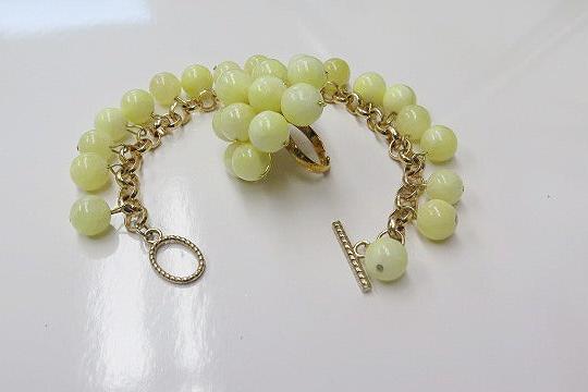 Yellow jewelry set: Bracelet and ring