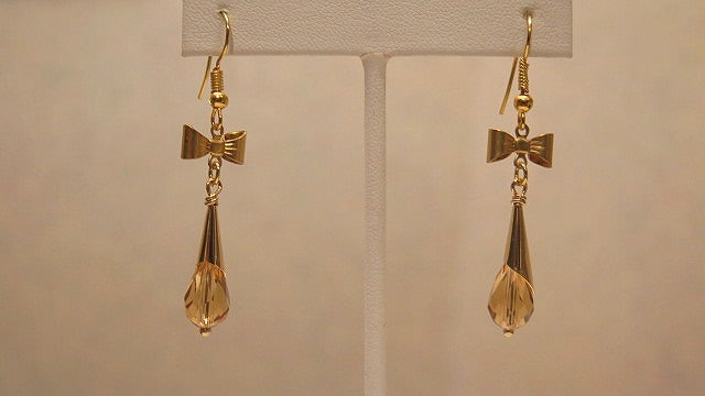 bow earrng