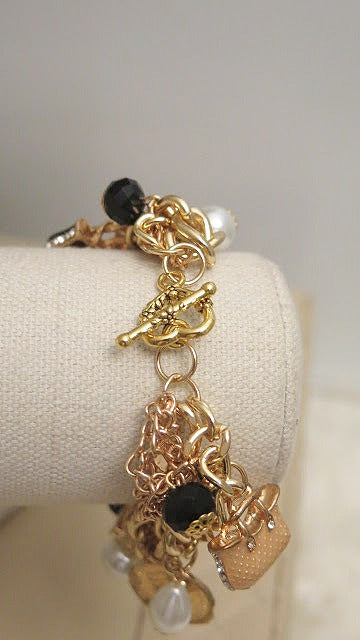 chunky bracelet closure