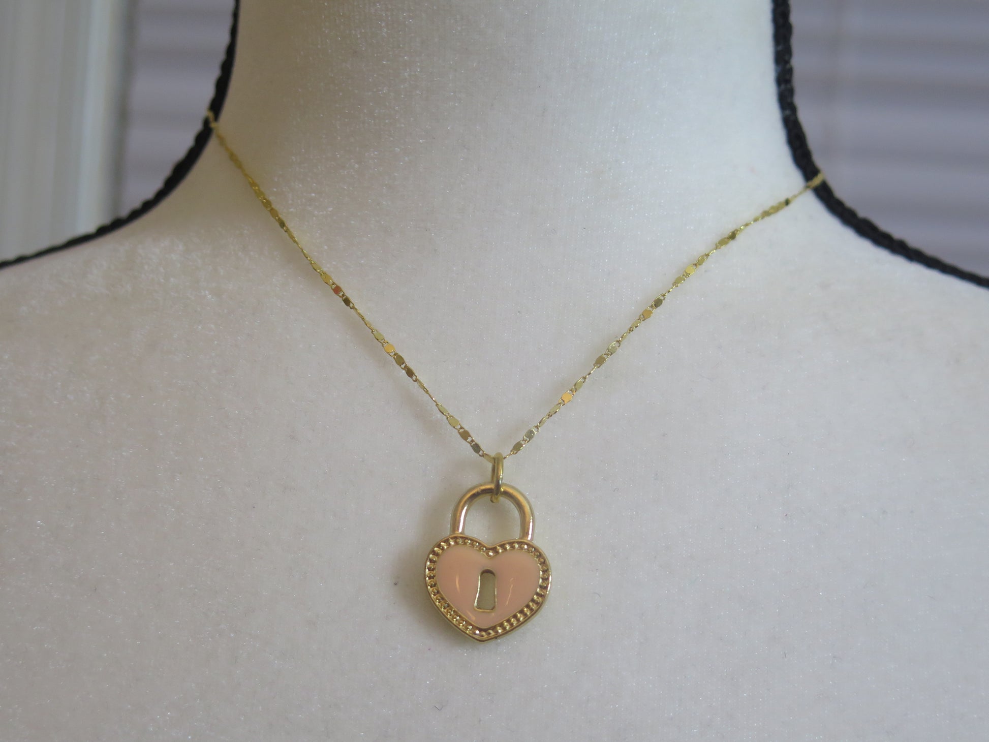 pink lock pendant