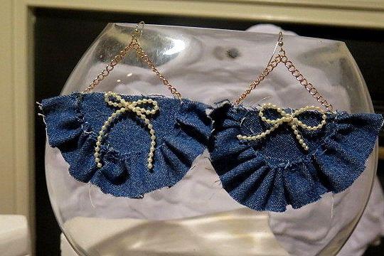 Boat-inspired denim statement earring for women