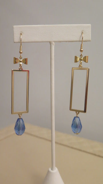 Gold blue earring by Nesy