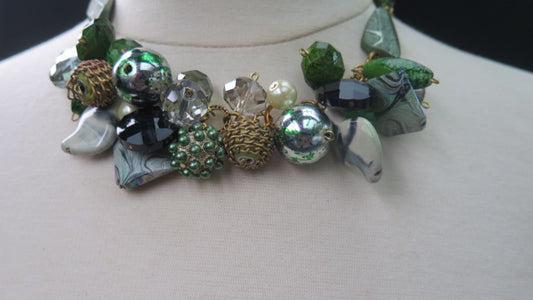 Colorful green cluster necklace