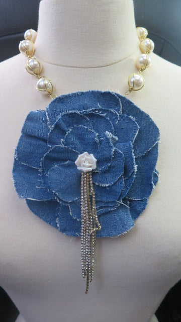 denim Pearl necklace