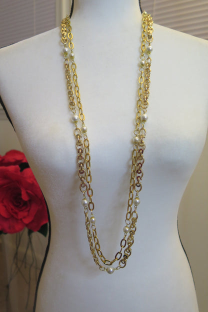 Gold Necklace designed with pearl