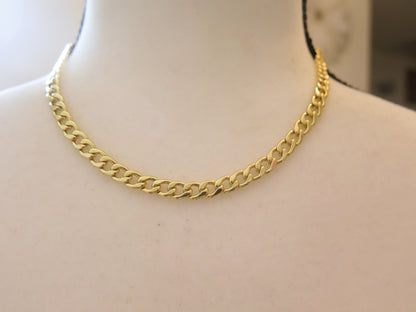 Gold necklace for women