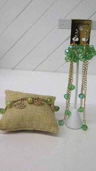 Green Jewelry Set