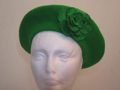 Green flower French wool beret for women