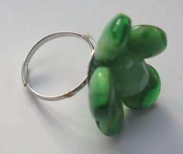 Green and silver flower ring for women