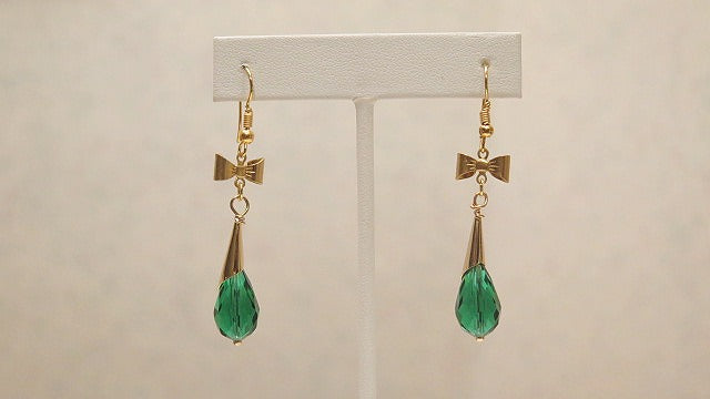 Green Earring For Women/ Special Occassion/ Proffessional Office Wear