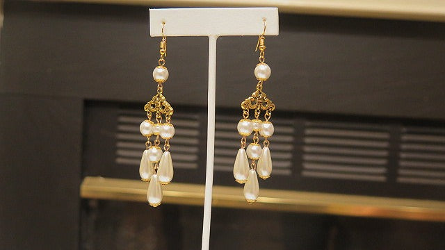 Pearl Chandelier Earring/ Summer Earring/ Special occassions Earring/ Handmade Earring For women