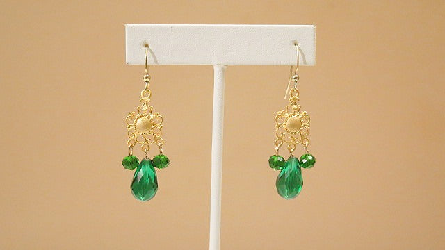 Green Gold Earring/ For special events/ for Professional women