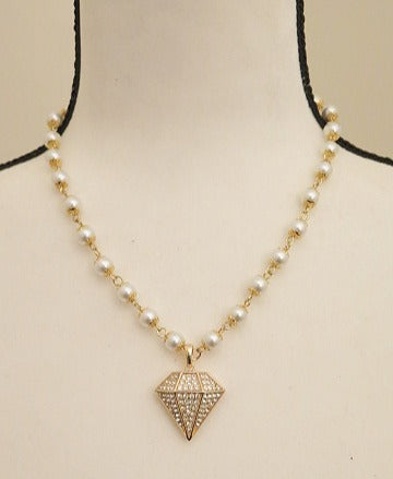 Pearl Wired Necklace For Professional Women/ Every Occasion Wear