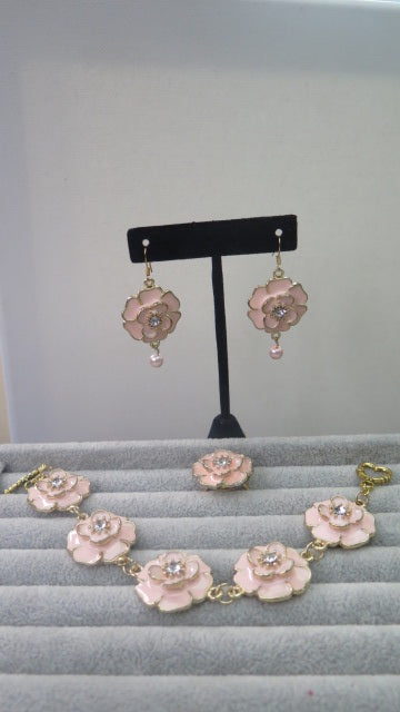 Pink Flower Jewelry Set: Necklace Earring Bracelet and Ring/ Pink Jewelry Set/ Pink Jewelry