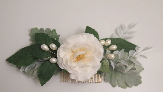 Pearl Flower Bridal Hair Comb for Weddings