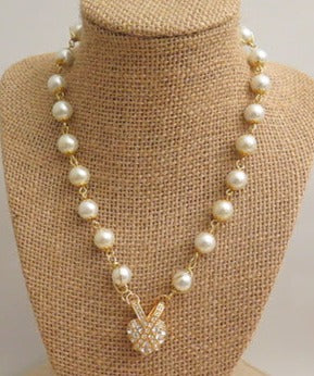 Pearl wired bridal necklace with sparkling rhinestone pendant