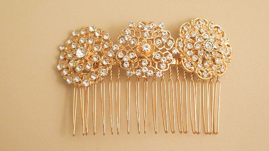 Sparkling rhinestone bridal hair comb for brides