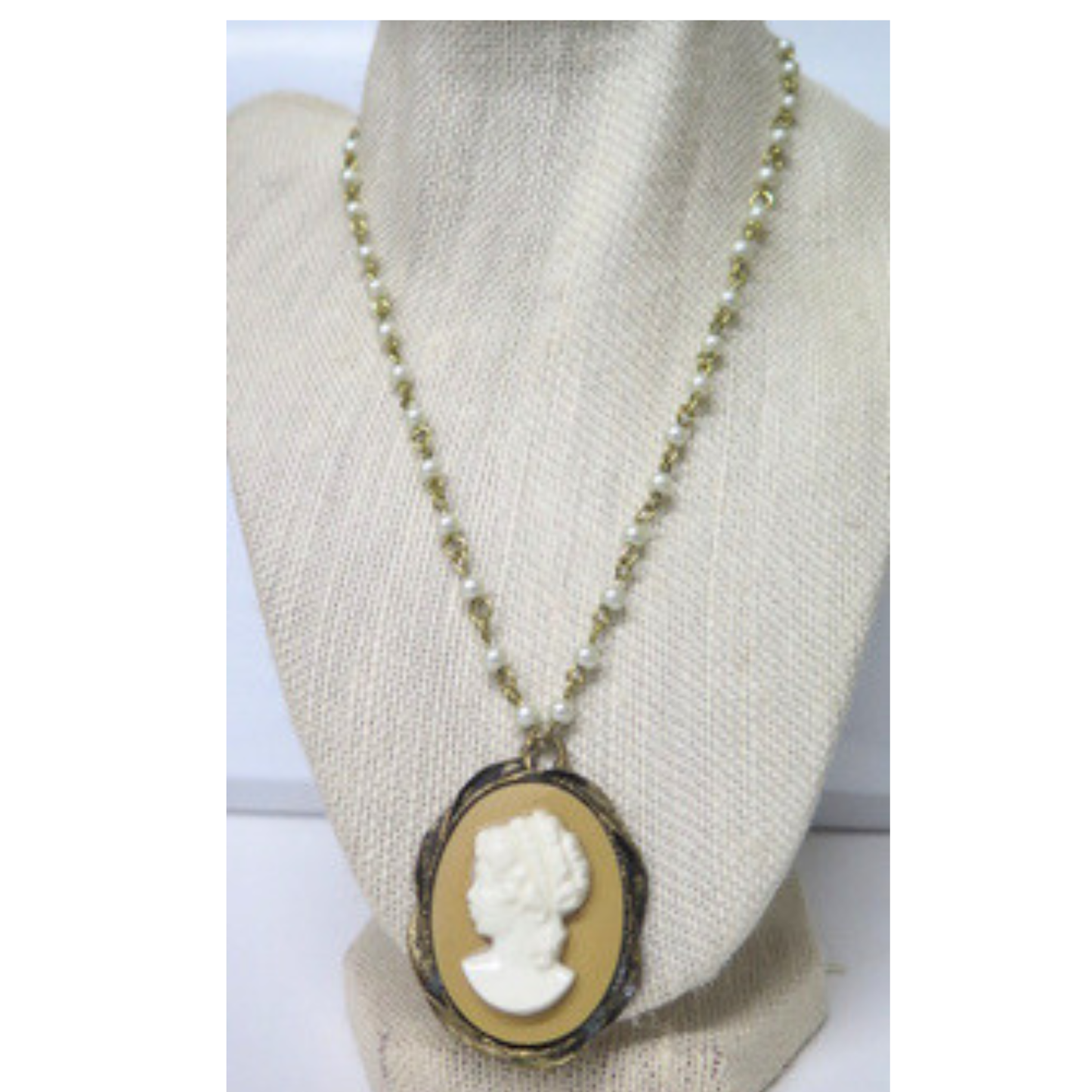 Cameo Pearl Necklace 17" Vintage Tan Pendant White Pearl Chain