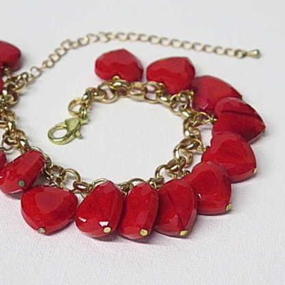 Red Heart Charm Bracelet | Gold-Tone Chain with Faceted Ruby Red Heart Beads | 8 Inch Adjustable Statement Bracelet for Women