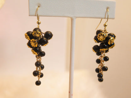 black simple cluster earring