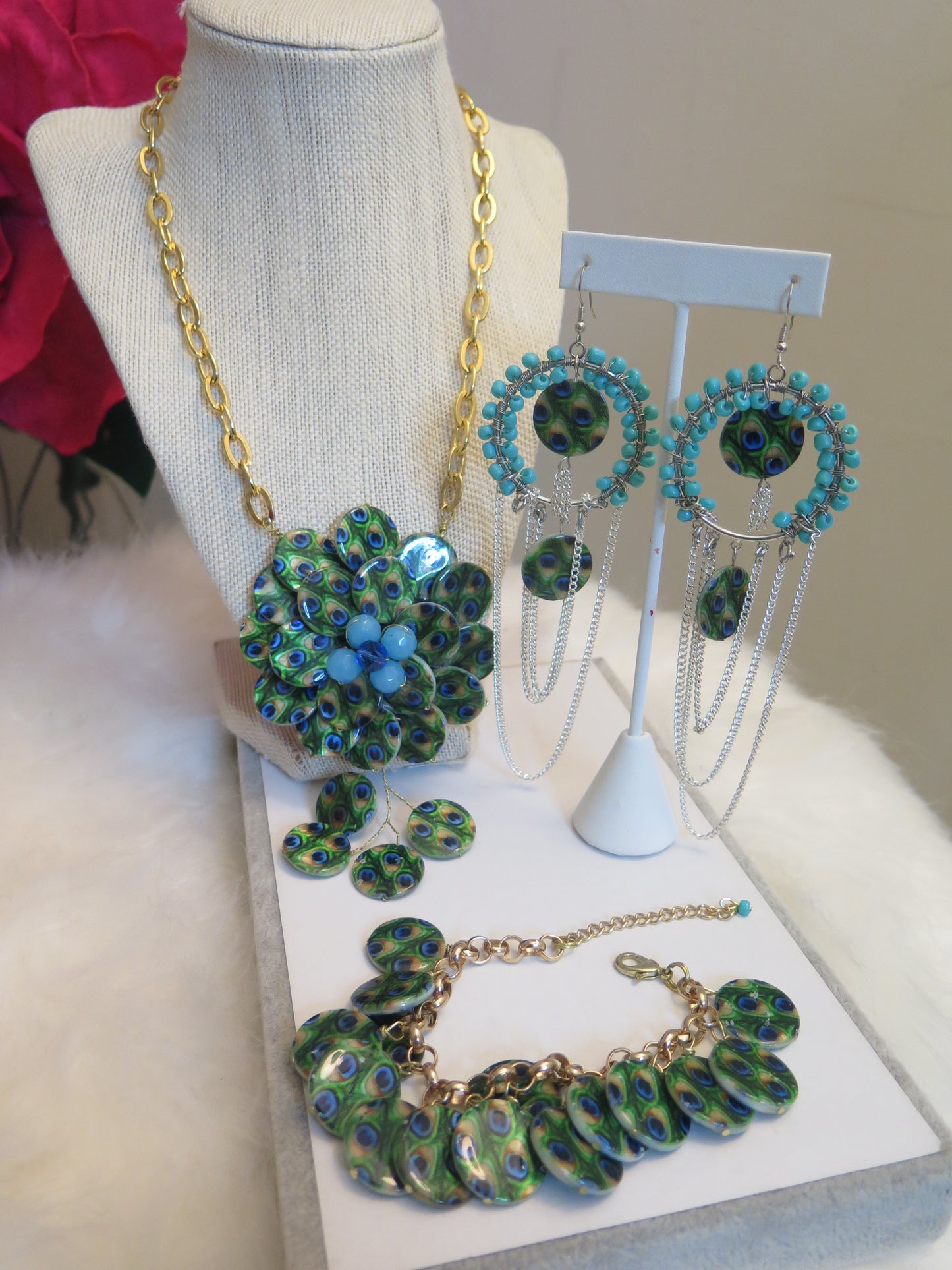 necklace, bacelet and earring peacck jewelry set